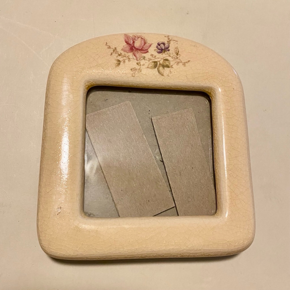 Vintage Ceramic Floral Picture Frame - Picture 1 of 5